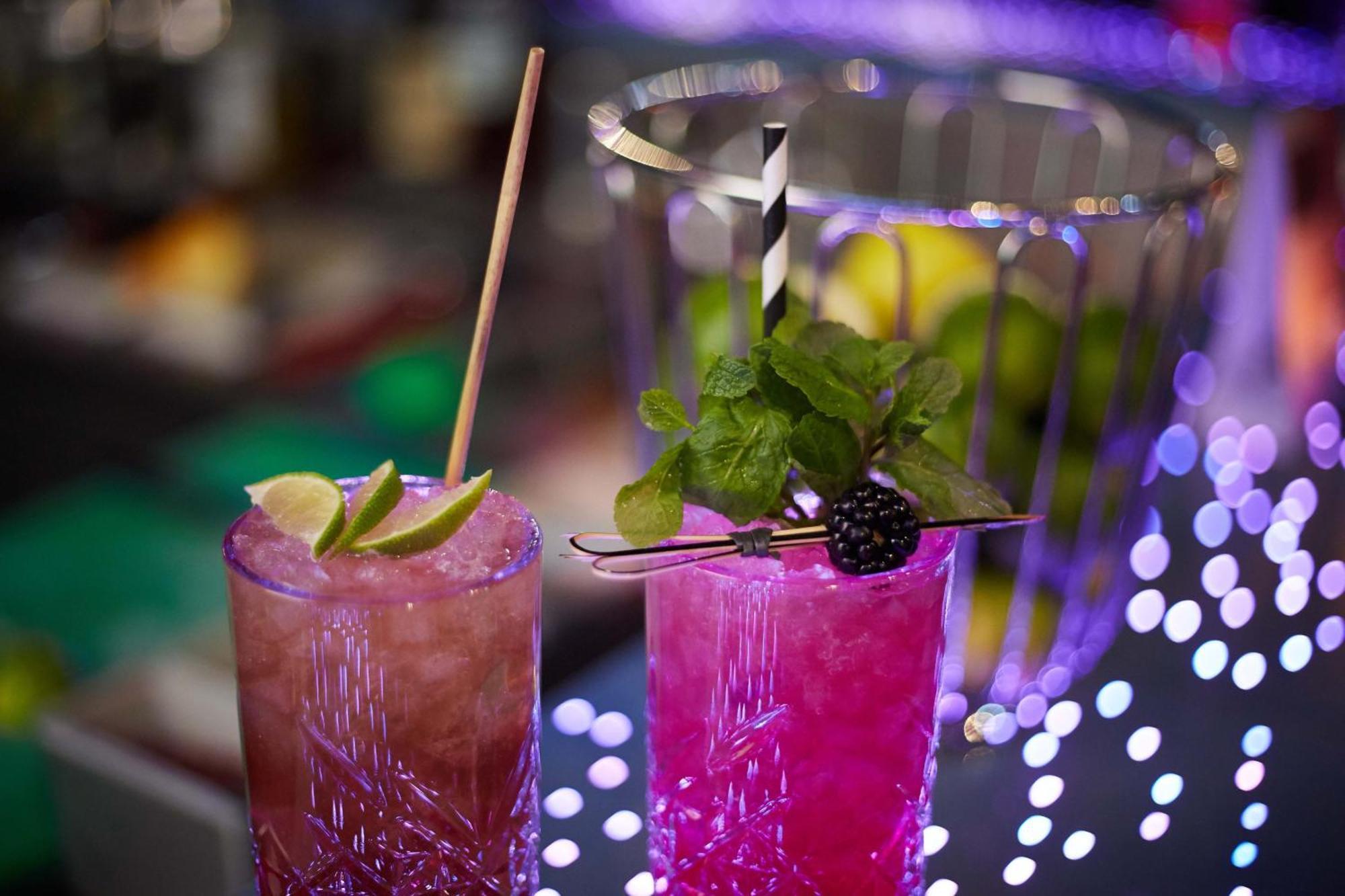 Aloft Отель