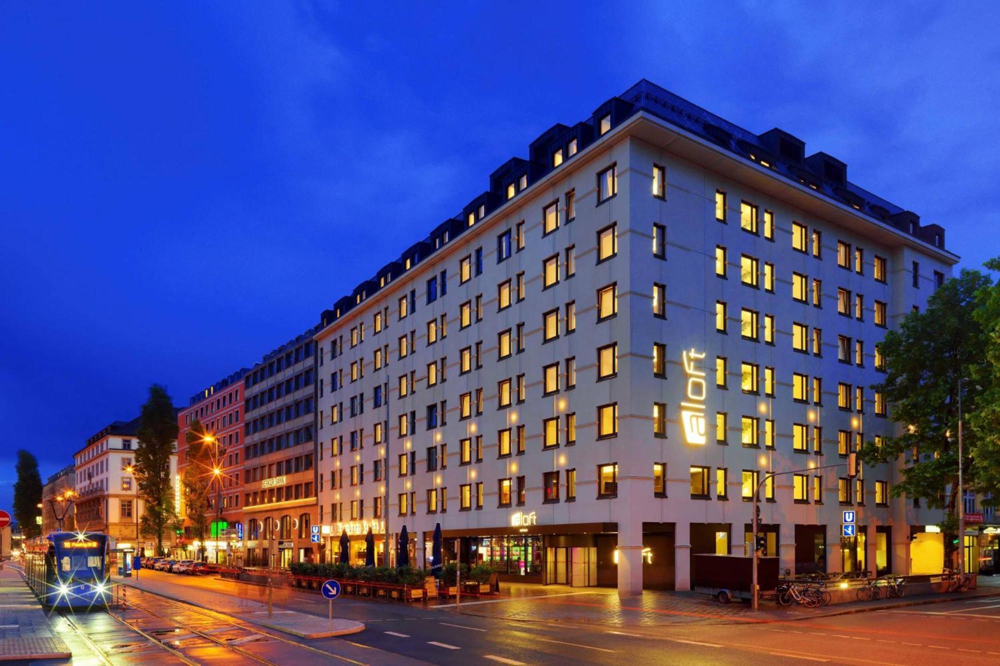Aloft Отель 4*