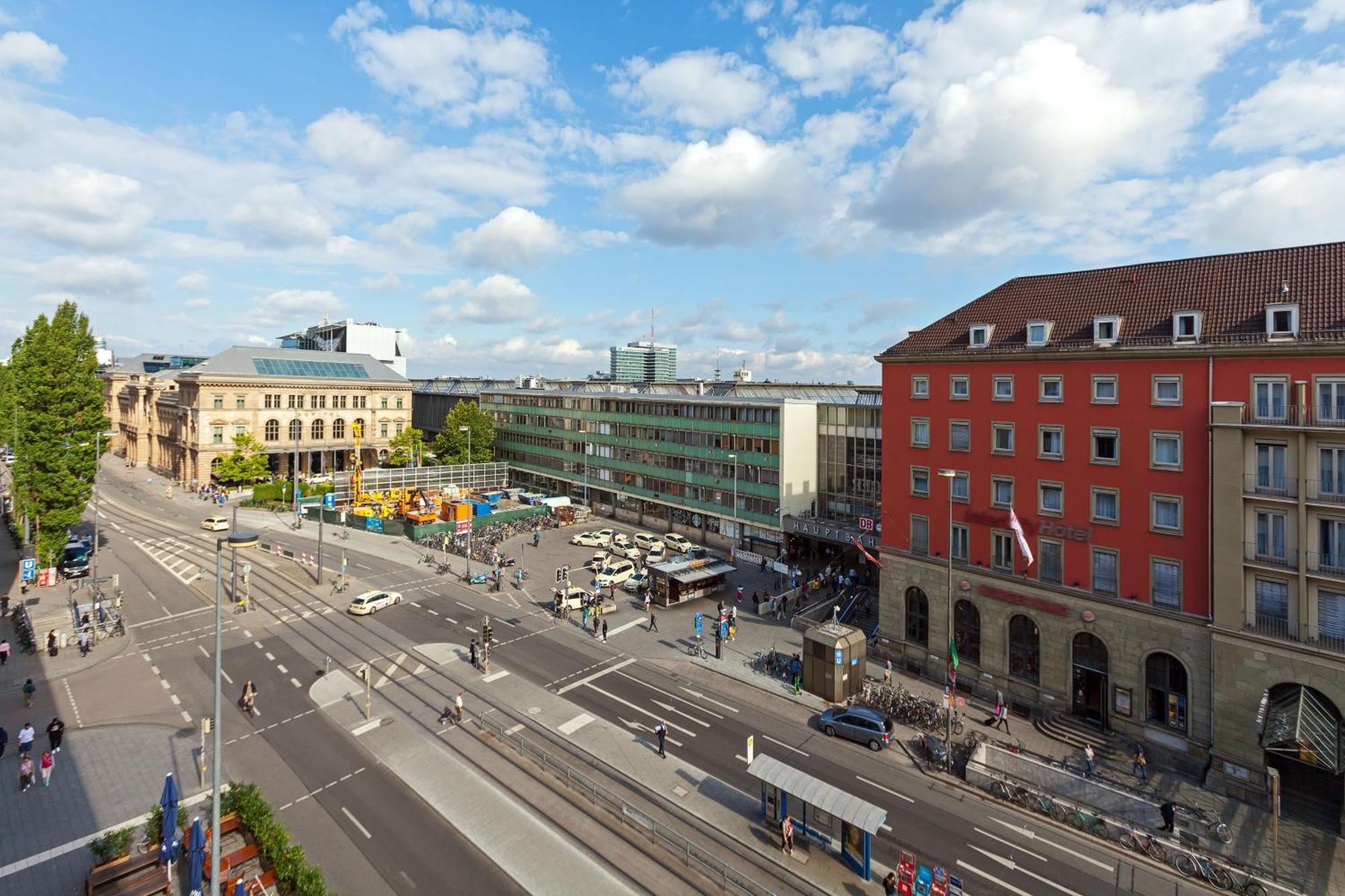 Отель Aloft 4*